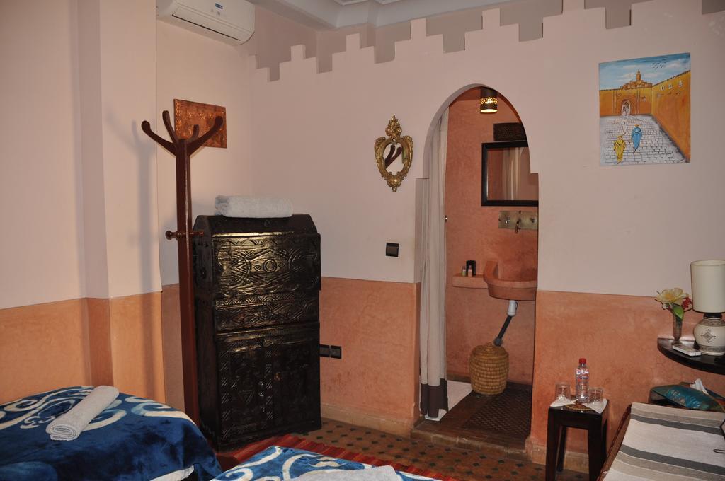 Riad Des Etoiles Marrakesh Room photo